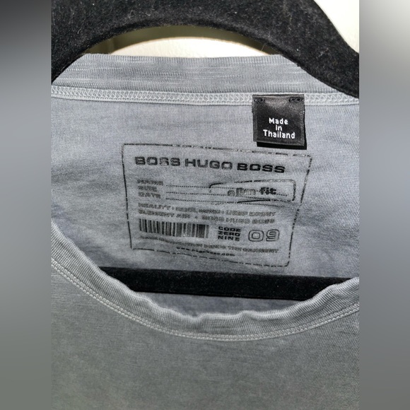 Hugo Boss - Picture 3 of 4